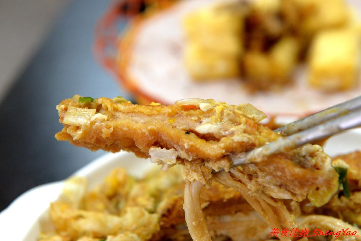 [台中沙鹿]鮮饌香精緻炒飯專賣店 二訪 – 沙鹿平價炒飯專賣店,炒飯口味多達三十種以上,另外也有賣麵食點心炒麵燴飯蓋飯熱炒,選擇多樣化,加麵加飯一律不加價,滿200、300就有外送至沙鹿、梧棲