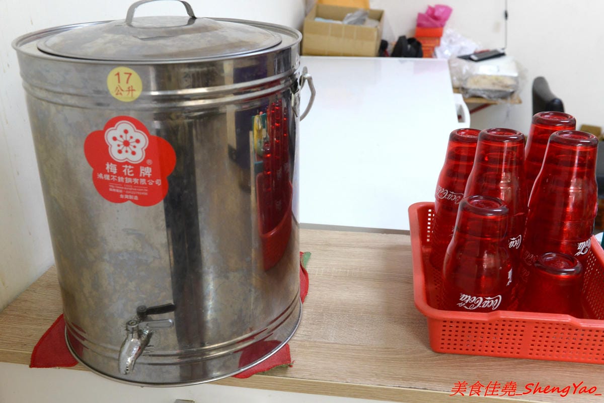 [台中沙鹿]鮮饌香精緻炒飯專賣店 二訪 – 沙鹿平價炒飯專賣店,炒飯口味多達三十種以上,另外也有賣麵食點心炒麵燴飯蓋飯熱炒,選擇多樣化,加麵加飯一律不加價,滿200、300就有外送至沙鹿、梧棲