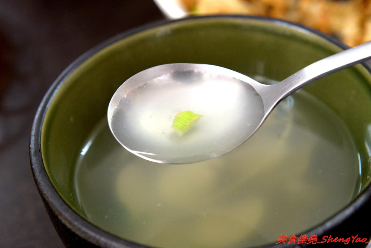 [台中沙鹿]鮮饌香精緻炒飯專賣店 二訪 – 沙鹿平價炒飯專賣店,炒飯口味多達三十種以上,另外也有賣麵食點心炒麵燴飯蓋飯熱炒,選擇多樣化,加麵加飯一律不加價,滿200、300就有外送至沙鹿、梧棲