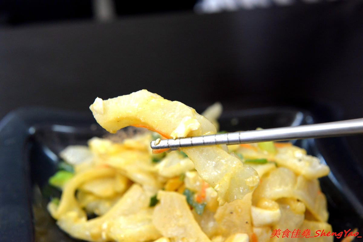 [台中沙鹿]鮮饌香精緻炒飯專賣店 二訪 – 沙鹿平價炒飯專賣店,炒飯口味多達三十種以上,另外也有賣麵食點心炒麵燴飯蓋飯熱炒,選擇多樣化,加麵加飯一律不加價,滿200、300就有外送至沙鹿、梧棲
