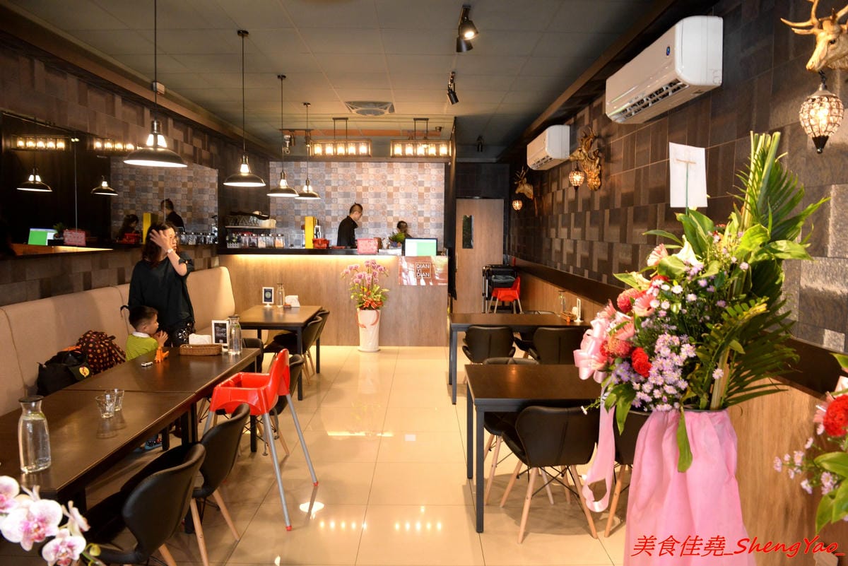 [台中沙鹿]典義點和洋料理 – 沙鹿少見的質感裝潢和洋料理餐廳,主廚在日本待過多年,餐點精緻帶點創意,口味不俗,大推東京豬排咖哩飯,目前試賣期間用餐加拍照打卡可享飲品免費升級。 (已歇業