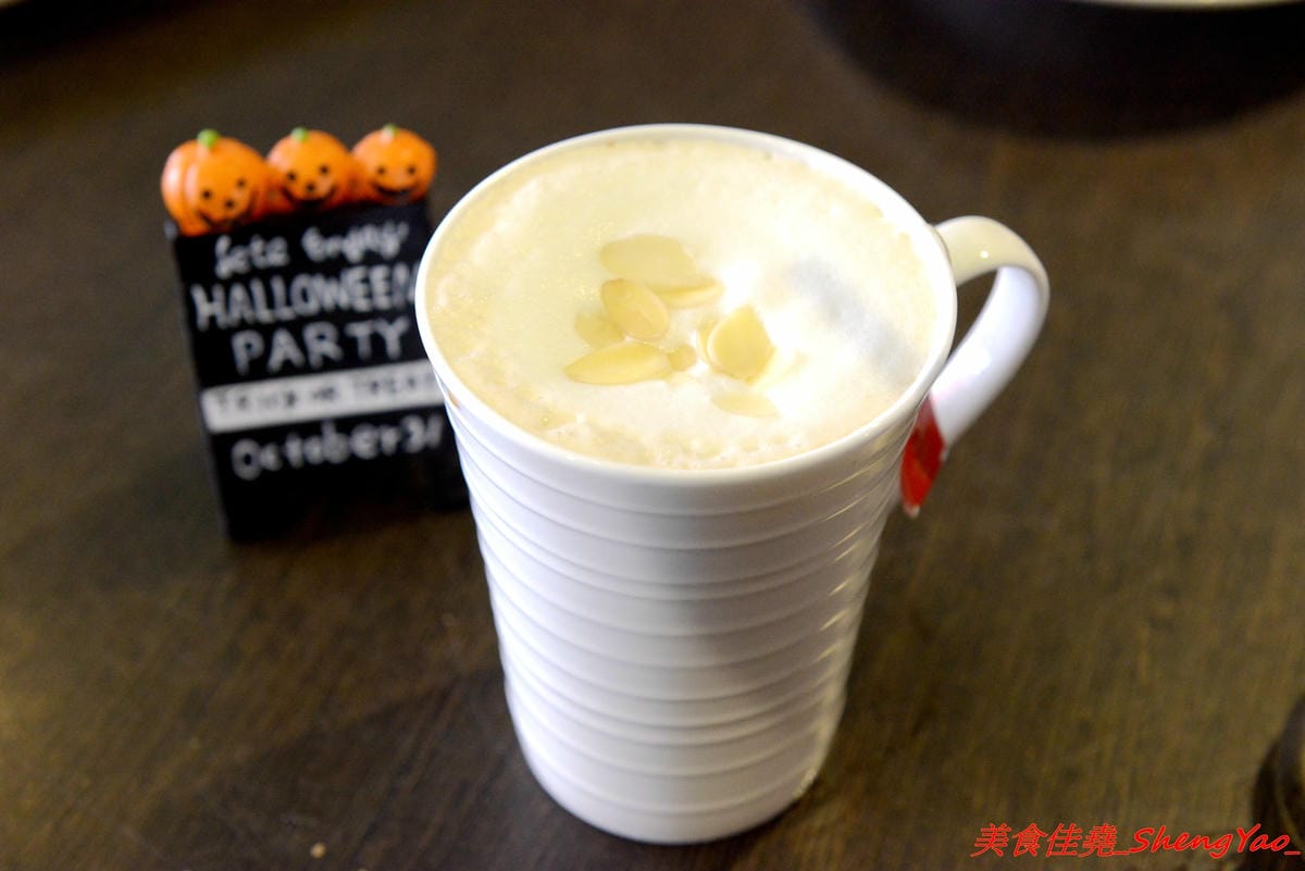 [台中沙鹿]典義點和洋料理 – 沙鹿少見的質感裝潢和洋料理餐廳,主廚在日本待過多年,餐點精緻帶點創意,口味不俗,大推東京豬排咖哩飯,目前試賣期間用餐加拍照打卡可享飲品免費升級。 (已歇業