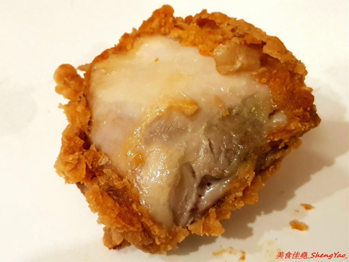 [台中沙鹿]昌平炸雞王 靜宜店 – 台中美式炸雞界老前輩,不少網友及部落客評鑑心目中最好吃的台中美式炸雞,台中海線第一家加盟店,外皮香酥脆口、肉嫩有汁、醃製夠味,現點現炸需等候,建議先