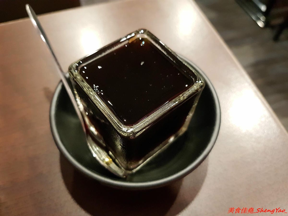 [台中沙鹿]ㄨ麻尹 台中沙鹿店 – 來自彰化市的人氣平價日式食堂,丼飯、咖哩飯和炒烏龍麵都不錯吃很推薦,工讀生妹妹清純呆萌超可愛,12/16-12/29試賣期間優惠很大方。