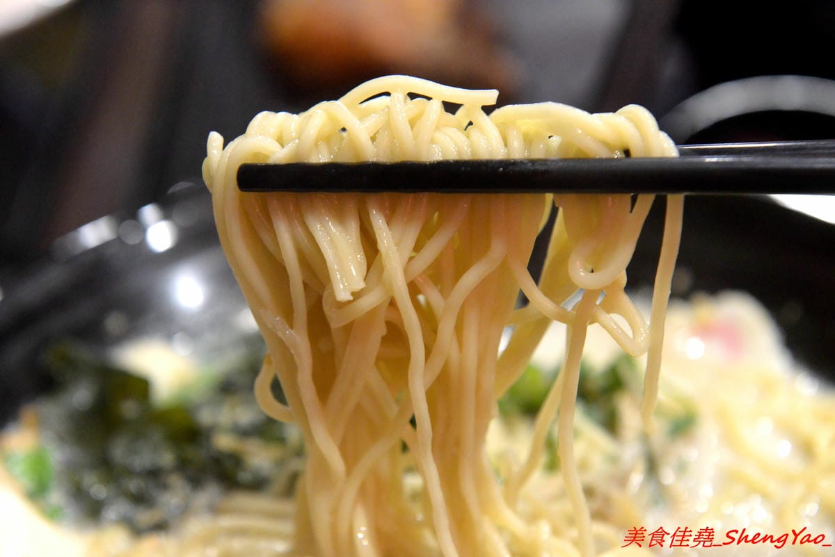 [台中沙鹿]ㄨ麻尹 台中沙鹿店 – 來自彰化市的人氣平價日式食堂,丼飯、咖哩飯和炒烏龍麵都不錯吃很推薦,工讀生妹妹清純呆萌超可愛,12/16-12/29試賣期間優惠很大方。