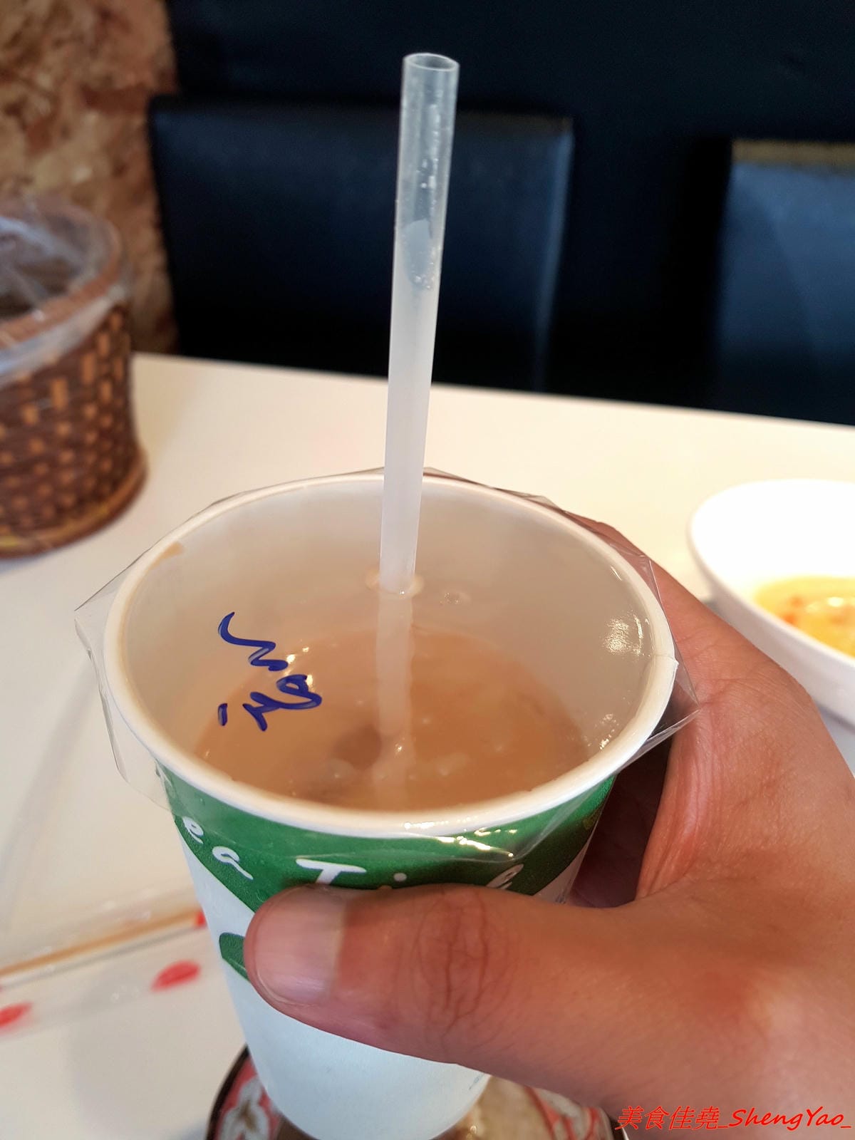 [台中梧棲]幸福早餐坊 – 梧棲人氣早餐店搬家換新店面,店內環境舒適,復古元素裝潢超特別,吃早餐也能拍照打卡上傳,餐點種類多到目不暇給,有比一般西式早餐感覺更好吃,價位卻差不多。