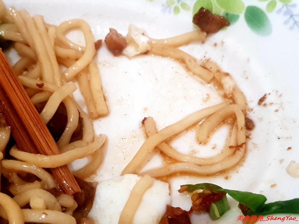[台中梧棲]好陽光早午餐 – 梧棲新開的早午餐,招牌主打的嫩蛋餅其實就是大陸腸粉,口感特別,手工港式蘿蔔糕也好吃,真材實料。