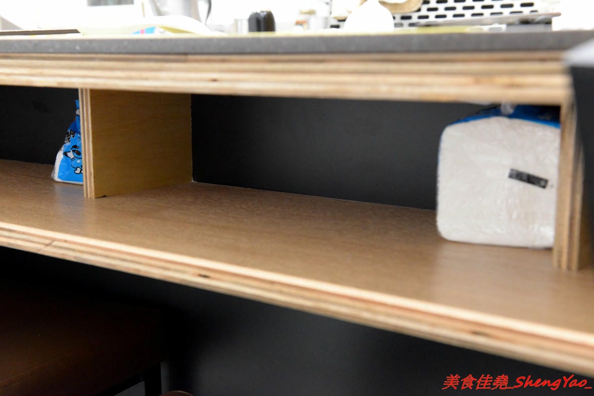 [台中沙鹿]客來見炊燒 – 沙鹿新開幕的鐵板燒,食材講究,主廚功力也很了得,多變化的調味讓人驚豔連連,炙燒起司雞腿排、菲力牛排和櫻之大生蠔都是推薦必點,2/7-2/9開幕期間打卡就送雞腿排或豬