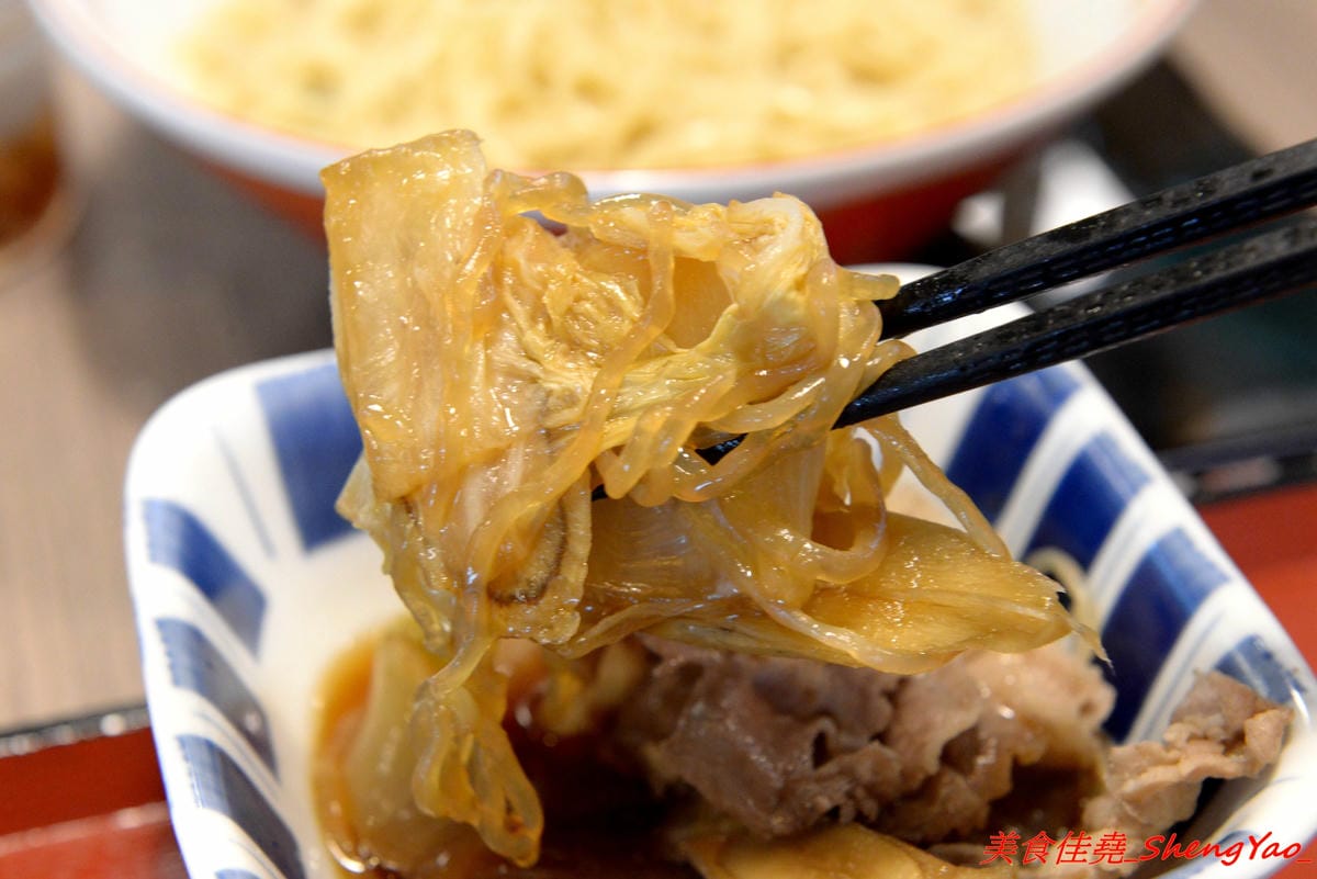 [基隆仁愛]基隆港食堂 – 東岸商場E SQUARE美食,來自日本的最大連鎖庶民食堂”まいどおおきに食堂”,主打熱騰騰現做的日式家庭料理菜色,口味見仁見智,吃完還可以逛一下商場。