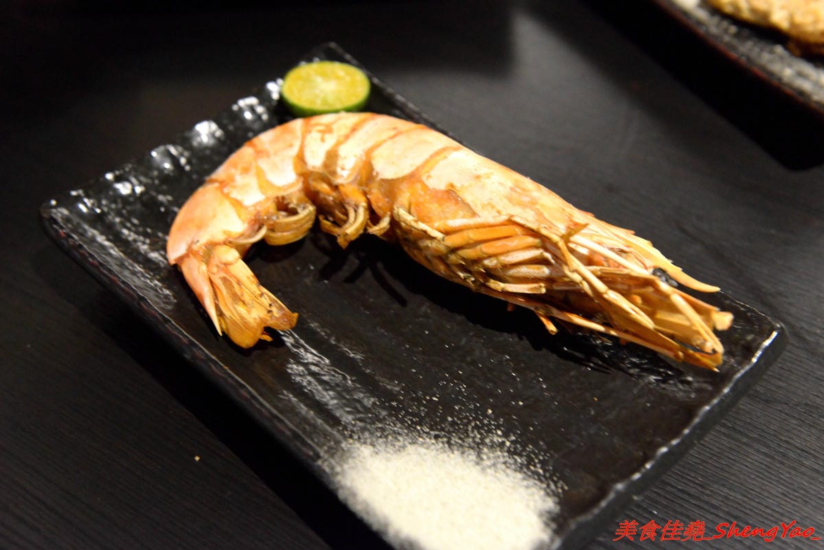 [台中沙鹿]潮燒 しおやき 二訪 – 靜宜商圈內好吃又有氣氛的日式居酒屋,鹽燒海鮮食材新鮮超級下酒,店家也有針對學生族群推出平價大份量飯類炒麵,潮燒海鮮飯巨無霸份量大到有點嚇人。(已歇