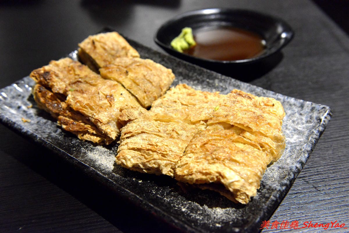 [台中沙鹿]潮燒 しおやき 二訪 – 靜宜商圈內好吃又有氣氛的日式居酒屋,鹽燒海鮮食材新鮮超級下酒,店家也有針對學生族群推出平價大份量飯類炒麵,潮燒海鮮飯巨無霸份量大到有點嚇人。(已歇