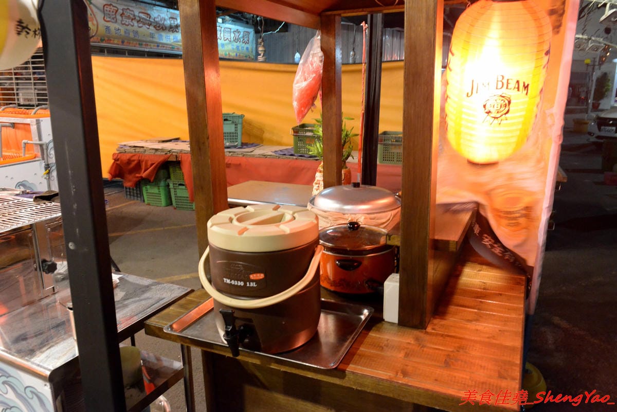 [台中沙鹿]大丸水產 – 台中少見、海線唯一一家”濱燒料理”居酒屋,新鮮現撈海鮮食材直接燒烤,店內氣氛相當熱鬧,沙鹿宵夜聚餐新地標,店家生意超好,建議事先訂位。