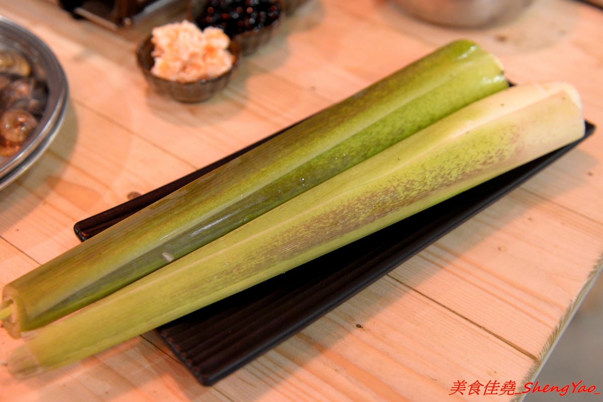 [台中沙鹿]大丸水產 – 台中少見、海線唯一一家”濱燒料理”居酒屋,新鮮現撈海鮮食材直接燒烤,店內氣氛相當熱鬧,沙鹿宵夜聚餐新地標,店家生意超好,建議事先訂位。
