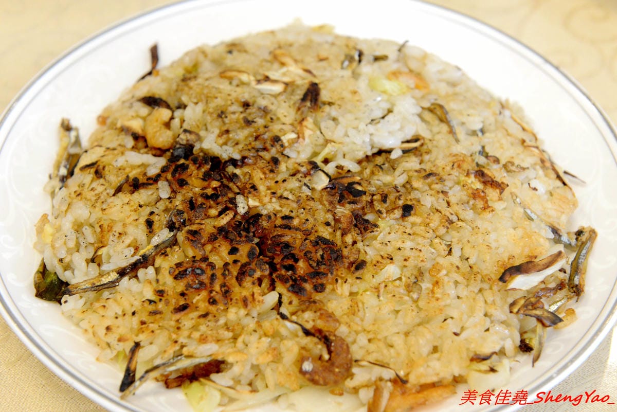 [台中沙鹿]小成都眷村私房菜 – 沙鹿新開的眷村菜餐館,四川人老闆的好手藝,菜色種類多達百種,東西好吃,口味具特色,份量足夠、價位不貴,鹿鳴公園對面。