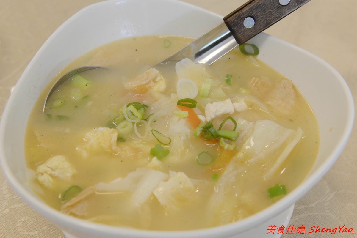 [台中沙鹿]小成都眷村私房菜 – 沙鹿新開的眷村菜餐館,四川人老闆的好手藝,菜色種類多達百種,東西好吃,口味具特色,份量足夠、價位不貴,鹿鳴公園對面。