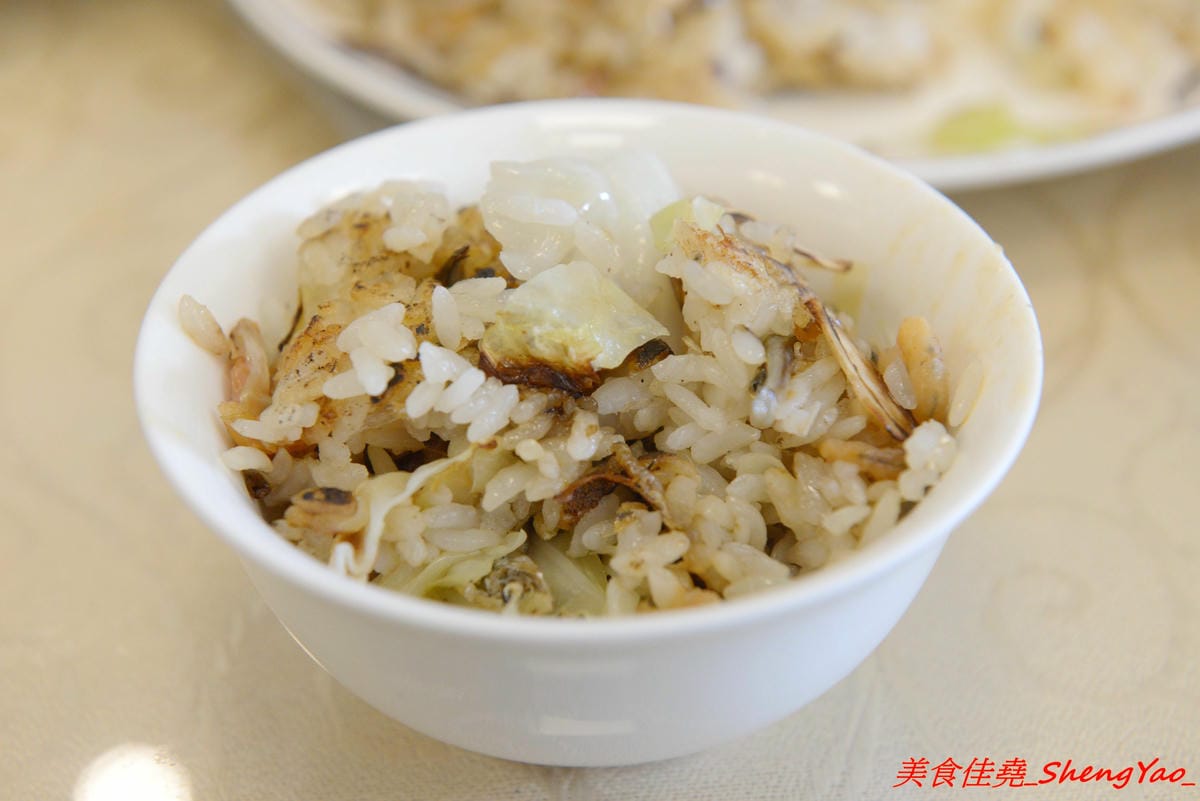 [台中沙鹿]小成都眷村私房菜 – 沙鹿新開的眷村菜餐館,四川人老闆的好手藝,菜色種類多達百種,東西好吃,口味具特色,份量足夠、價位不貴,鹿鳴公園對面。