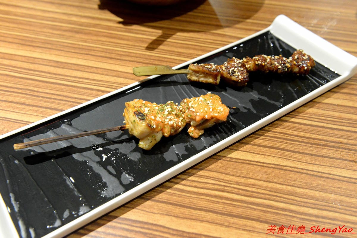 [台中沙鹿]上和水產 – 梧棲海港城新品牌餐廳,結合海鮮超市與日式料理餐廳,店家裝潢氣派,平板觸控點餐,餐點食材新鮮,價位中上,宇良食和成都川菜館的對面。