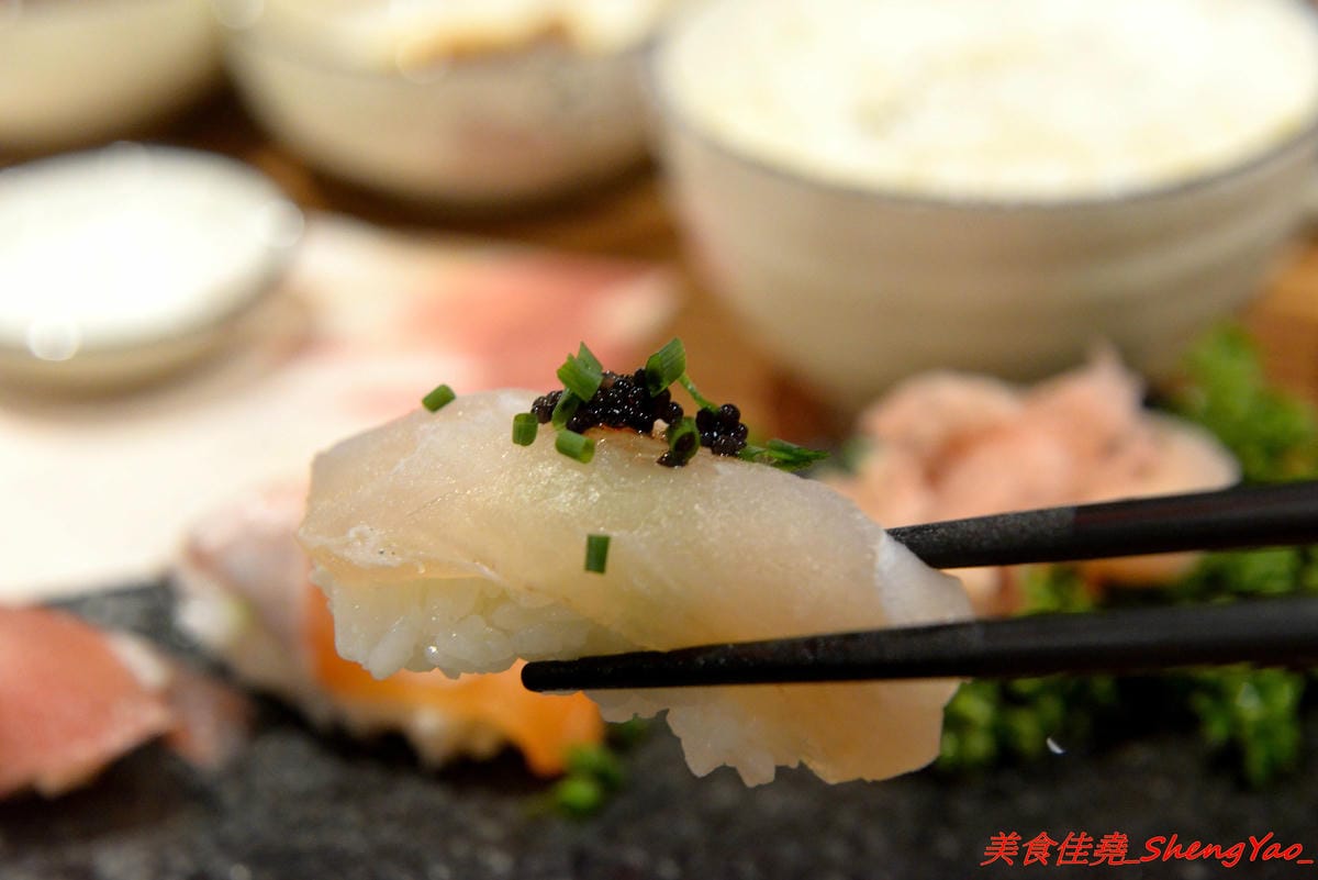 [台中沙鹿]上和水產 – 梧棲海港城新品牌餐廳,結合海鮮超市與日式料理餐廳,店家裝潢氣派,平板觸控點餐,餐點食材新鮮,價位中上,宇良食和成都川菜館的對面。