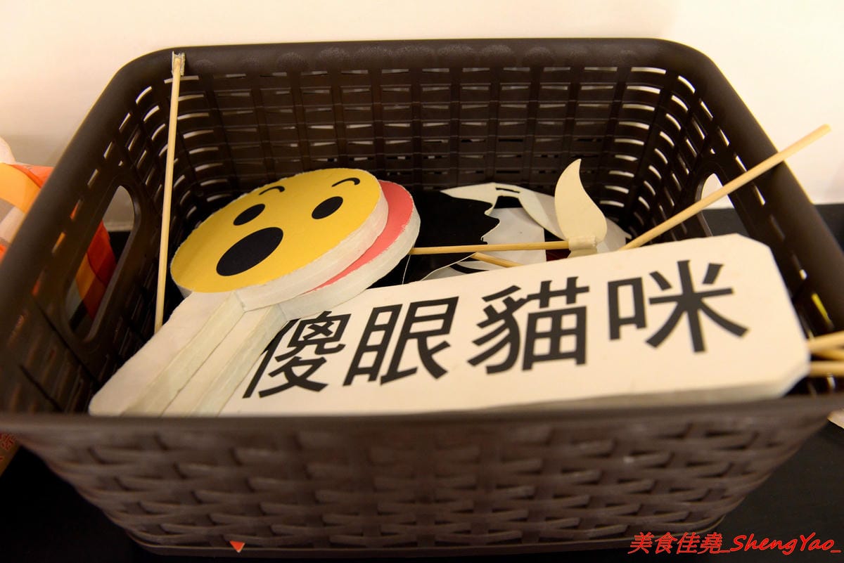 [台中沙鹿]碗美麵舖 二訪 – 沙鹿IG打卡特色麵店,新菜單根島生態蝦蝦麵 VS 大龍蝦麵霸氣登場 !! 大推大龍蝦湯麵,半隻大龍蝦搭配上超豐富配料和特色湯頭,份量超大一碗,300元出頭就能吃到。(已歇