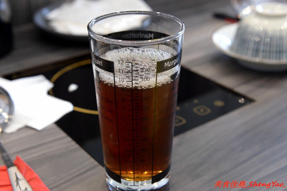 [台中沙鹿]覓鍋物 -沙鹿自創品牌鍋物,靜宜商圈上最大間最氣派的餐廳,鍋物價位一般,食材新鮮,肉盤夠份量又好吃,整個吃完很有飽足感,6/21-6/26試賣期間臉書打卡留言就送價值120元的肉盤。