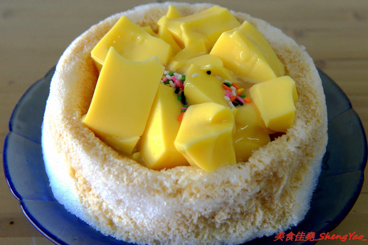 [台中清水]雪如黑糖剉冰 – 清水創意盆狀剉冰,配料大部分都是店家自製,黑砂糖糖水味道香濃,焦糖煉乳濃甜超夠味,大份量銅板價位,大推芒果牛奶冰和焦糖牛奶布丁冰。