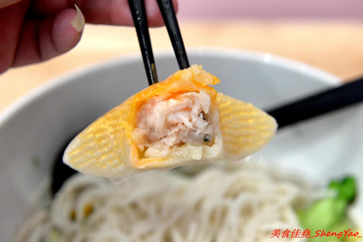 [台中西區]茶吉堂 – 勤美附近的IG打卡熱門新點,炎香樓所屬餐飲集團新品牌,主打花草養生飲並結合甜點和餐食,東西具視覺效果好拍照,金魚花草麵超有創意,美到讓人捨不得吃。(已歇業)