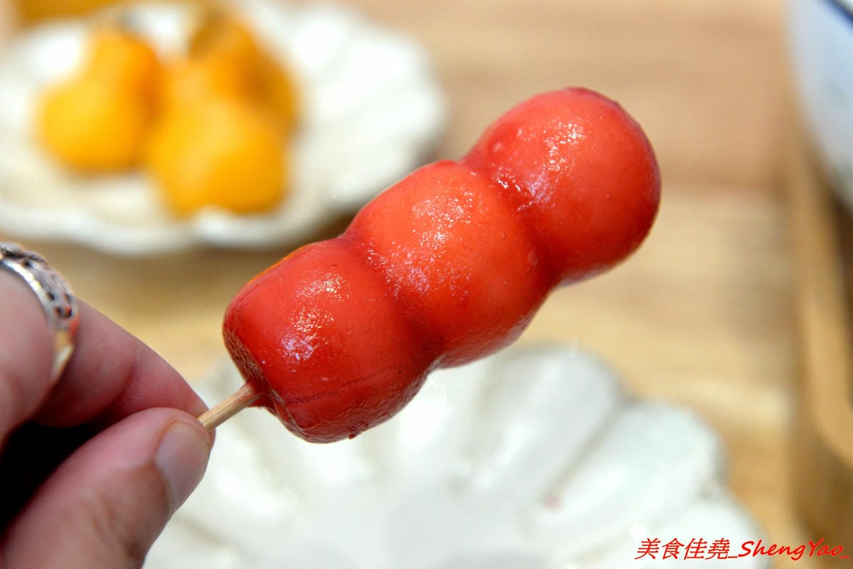 [台中西區]茶吉堂 – 勤美附近的IG打卡熱門新點,炎香樓所屬餐飲集團新品牌,主打花草養生飲並結合甜點和餐食,東西具視覺效果好拍照,金魚花草麵超有創意,美到讓人捨不得吃。(已歇業)