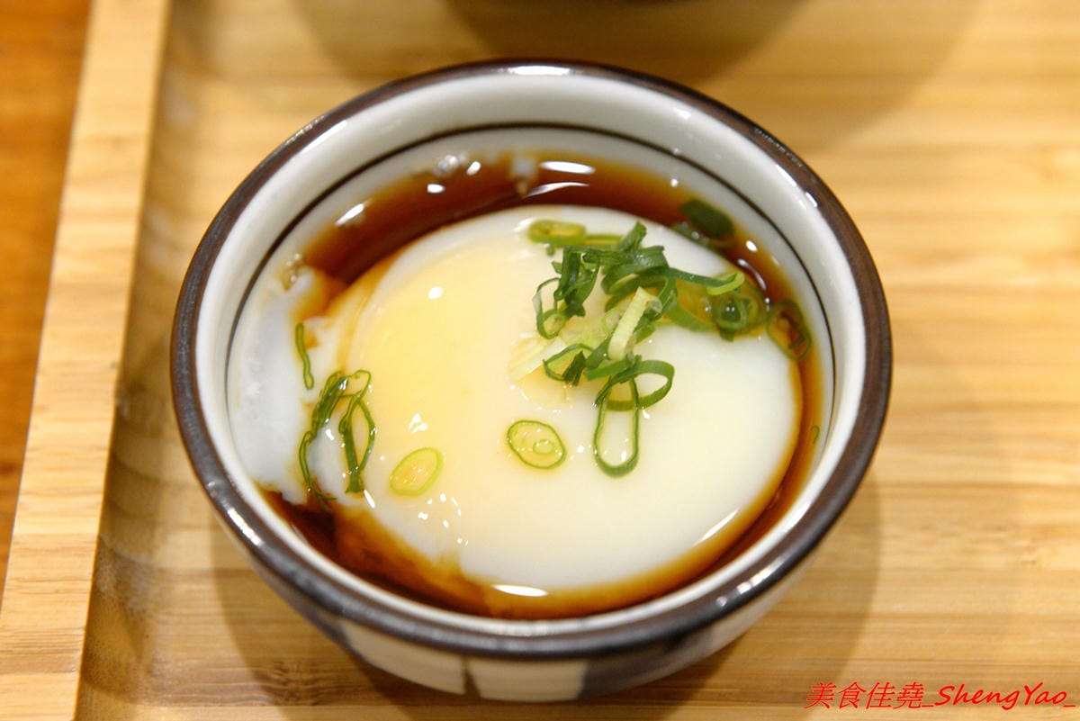 [台中大甲]福滿食堂 – 大甲新開的日式食堂,環境乾淨,服務態度親切,主打丼飯和咖哩飯,東西算還不錯,建議升級套餐會比較豐富,聽說雞腿系列很好吃 ?