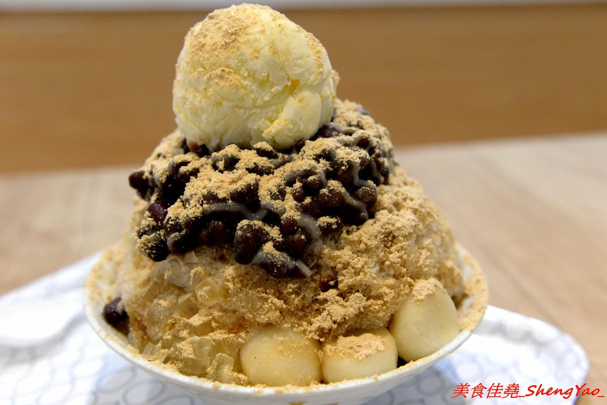 [台中南屯]三個味 – 外島金門開上來的冰店,主打淋醬日式刨冰,醬和配料幾乎都是店家自製,口味有特色,料多實在又好吃,價格不會貴。