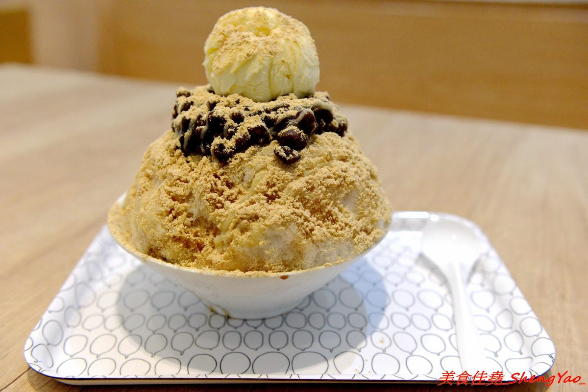 [台中南屯]三個味 – 外島金門開上來的冰店,主打淋醬日式刨冰,醬和配料幾乎都是店家自製,口味有特色,料多實在又好吃,價格不會貴。