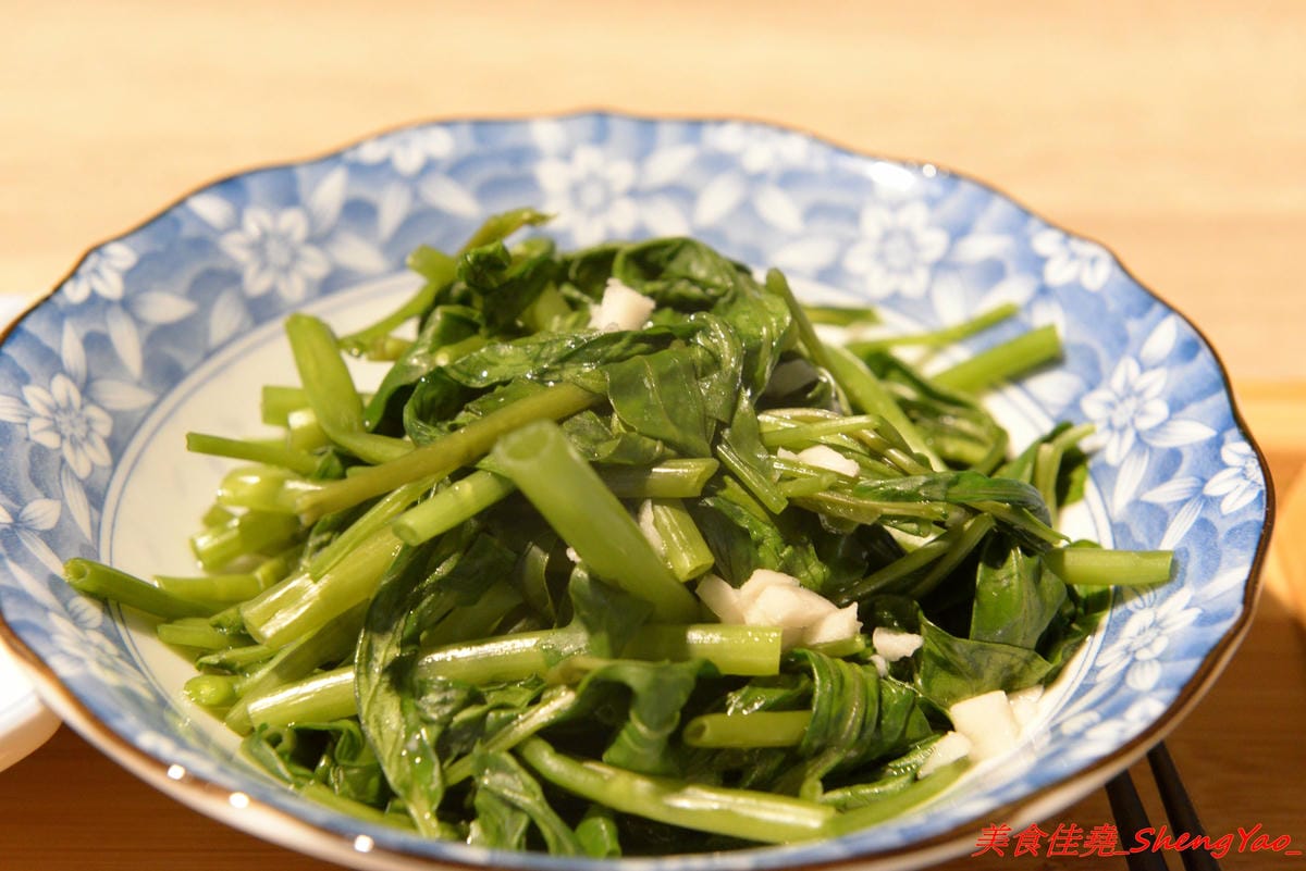 [台中西區]馨苑 – “膳馨”相關新品牌餐廳,不只有好吃台菜料理還有咖啡和手作甜點,主打套餐式台菜料理,一個人也能輕鬆吃台菜,東西好吃,店員服務態度親切,環境靜謐舒適,價位不貴且不收服務費