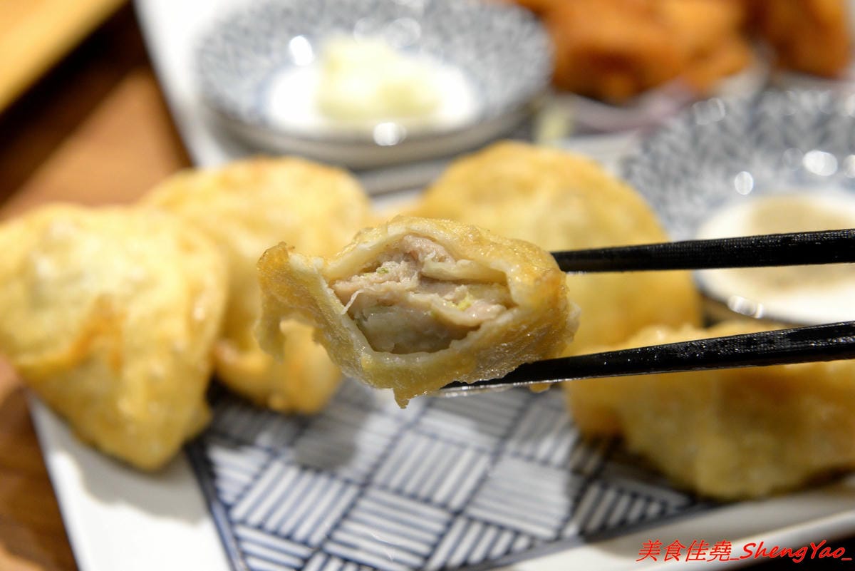 [台中太平]滝禾製麵所 – 太平新開幕拉麵店,湯頭搭配肉品選擇豐富多樣化,肉品都是現切,除了叉燒竟然還有Choice等級的板腱牛可以搭配,湯頭好喝,配料用心,價位不會貴。
