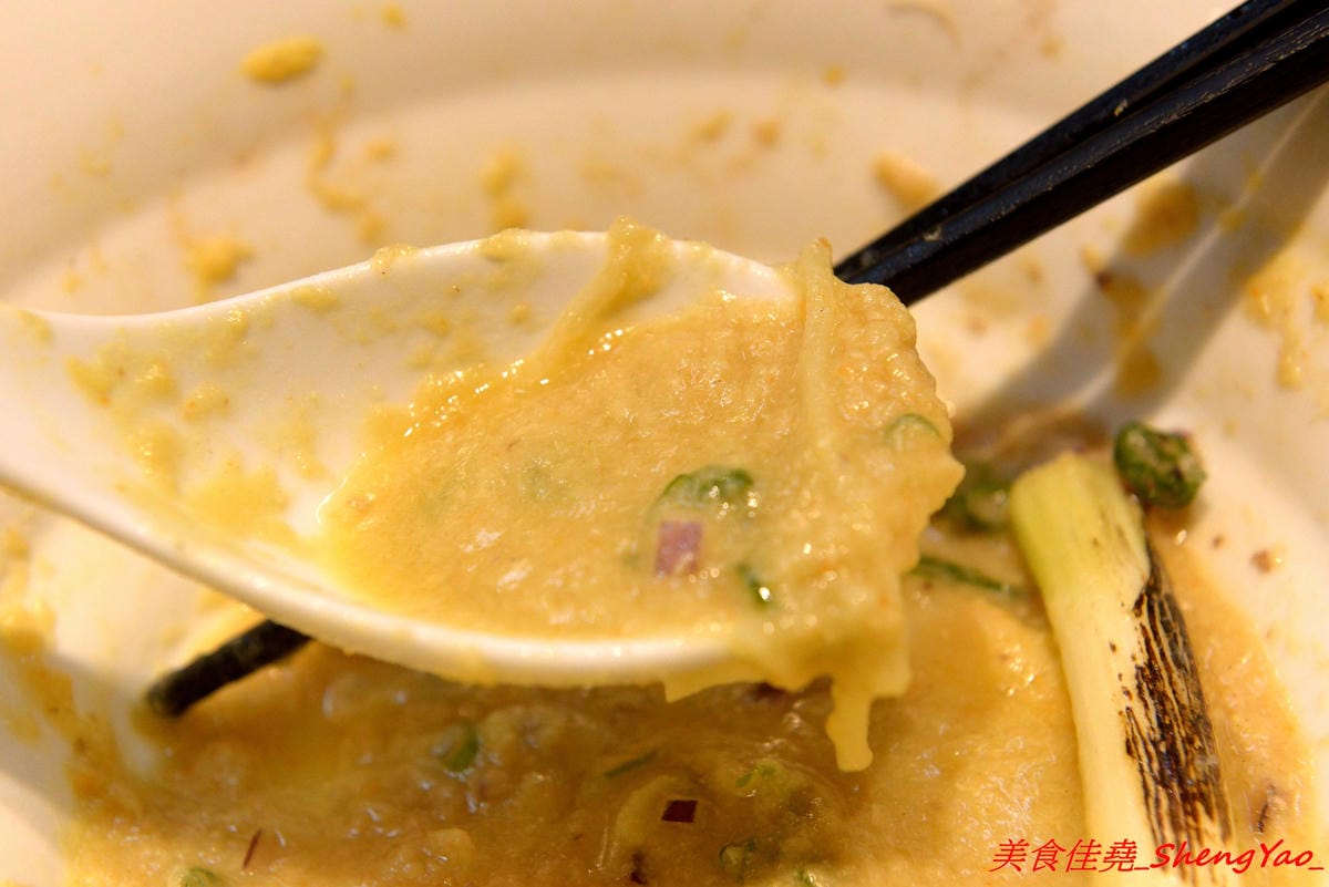 [台中太平]激勵軒 – 太平新開的雞湯系拉麵專門店,狸匠拉麵新品牌,店內拉麵湯頭均使用雞去做熬製,叉燒也是雞叉燒,每種湯頭口味各有特色,對應配料也都不同,食材運用極具創意,不只是拉麵也是