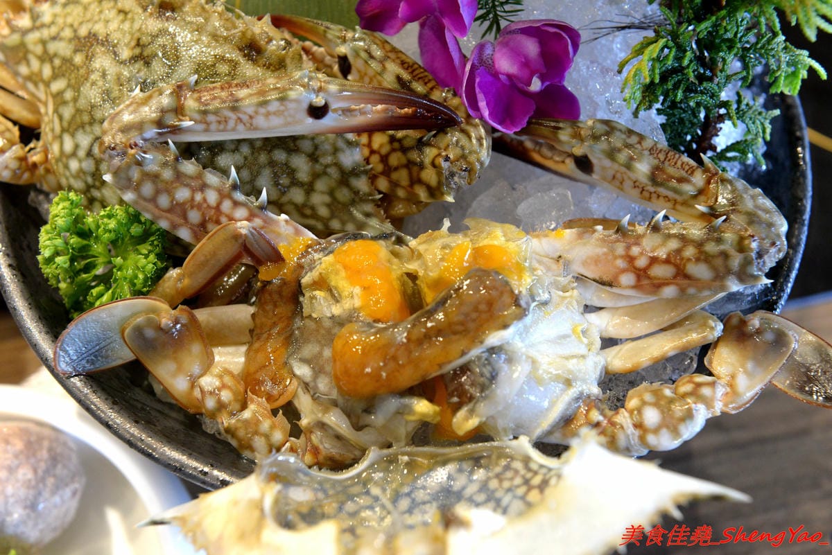 [台中沙鹿]尚石苑 石頭火鍋專賣 shang shih yuan – 沙鹿新開的燒酒系列火鍋店,食材新鮮,用料實在,價格不貴,環境舒適不擁擠,冷氣涼到嫑嫑,愛吃燒酒雞鍋的朋友可以來嘗鮮,無電話預約,均現場候位。