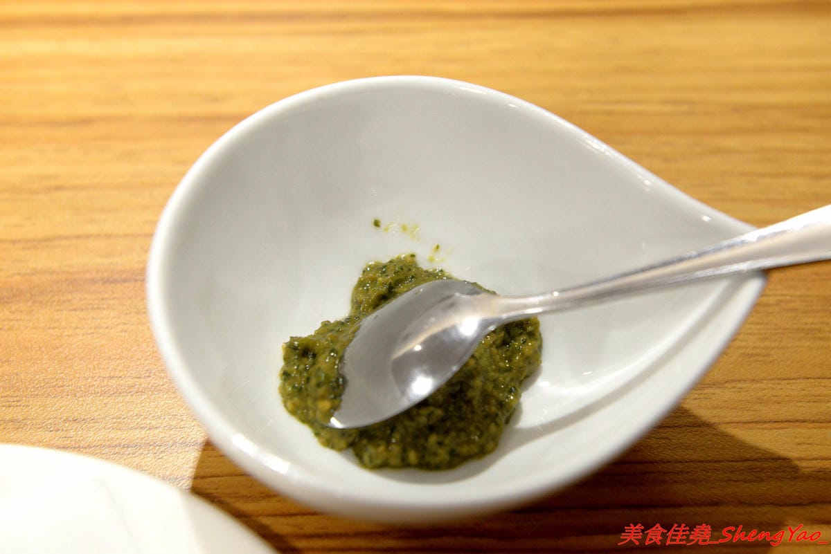 [台中西區]找伍食Find Fifth – 台中新開的早午餐,主打多種肉品大份量套餐,附餐、蛋和沙拉那些全都能自行選擇搭配,9/5-9/16試營運期間點套餐並按讚打卡就送一份藍莓派或豆漿派,原蔬服蛋餅位置。
