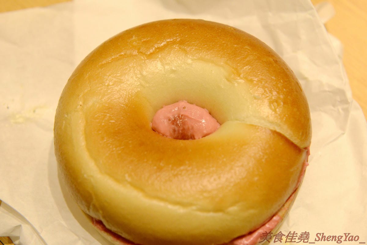 [台中西屯]Good Cho’s 好丘貝果 – 新光三越新美食櫃位,台北的超人氣貝果專賣店進軍中南部首家店,店家特別推出只有台中店限定的厚醬貝果,11款抹醬口味樣樣特別,貝果控必吃的一家店。