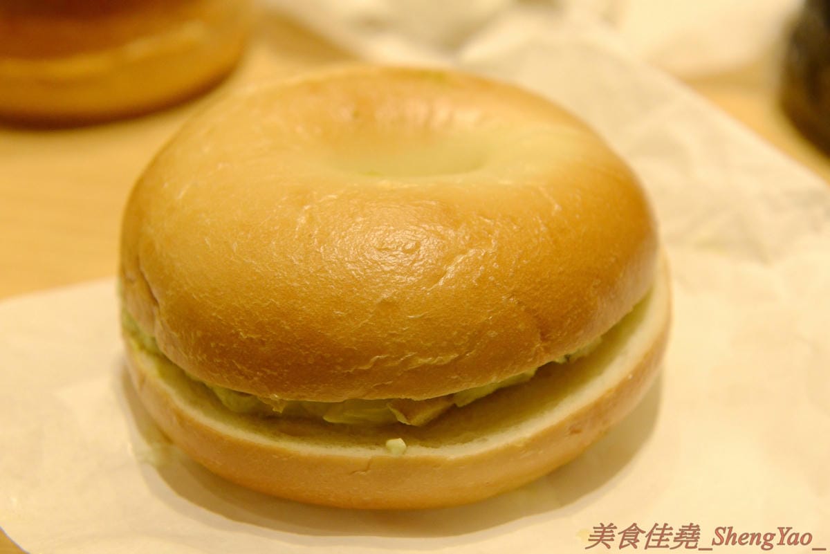 [台中西屯]Good Cho’s 好丘貝果 – 新光三越新美食櫃位,台北的超人氣貝果專賣店進軍中南部首家店,店家特別推出只有台中店限定的厚醬貝果,11款抹醬口味樣樣特別,貝果控必吃的一家店。