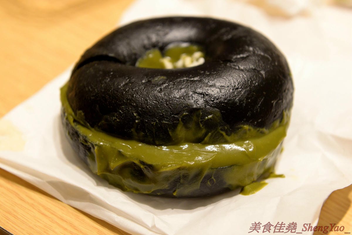 [台中西屯]Good Cho’s 好丘貝果 – 新光三越新美食櫃位,台北的超人氣貝果專賣店進軍中南部首家店,店家特別推出只有台中店限定的厚醬貝果,11款抹醬口味樣樣特別,貝果控必吃的一家店。