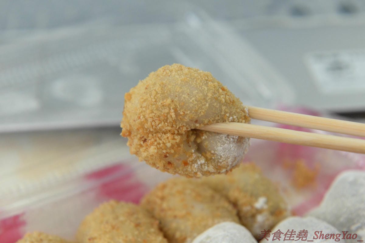 [台中沙鹿]西螺祖傳麻糬大王 – 超夯團購美食DIY西螺祖傳麻糬大王在沙鹿就能買得到,正宗程家50年老字號,麻糬QQ口感,內餡不甜膩,可以一口接一口,文末有附店家電話,想吃不用再碰運氣。