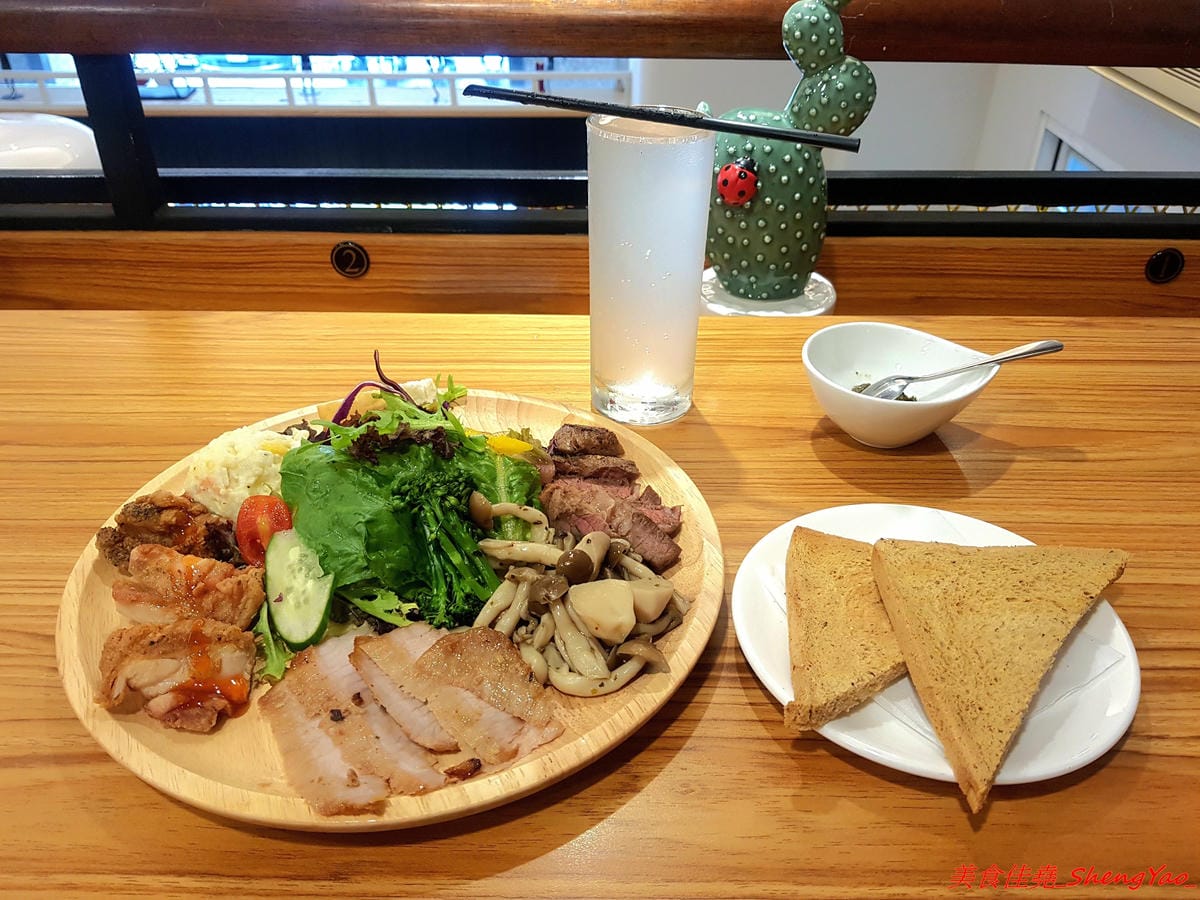 [台中全區]台中包含海線地區2018/9月13間新餐廳店家懶人包整理。