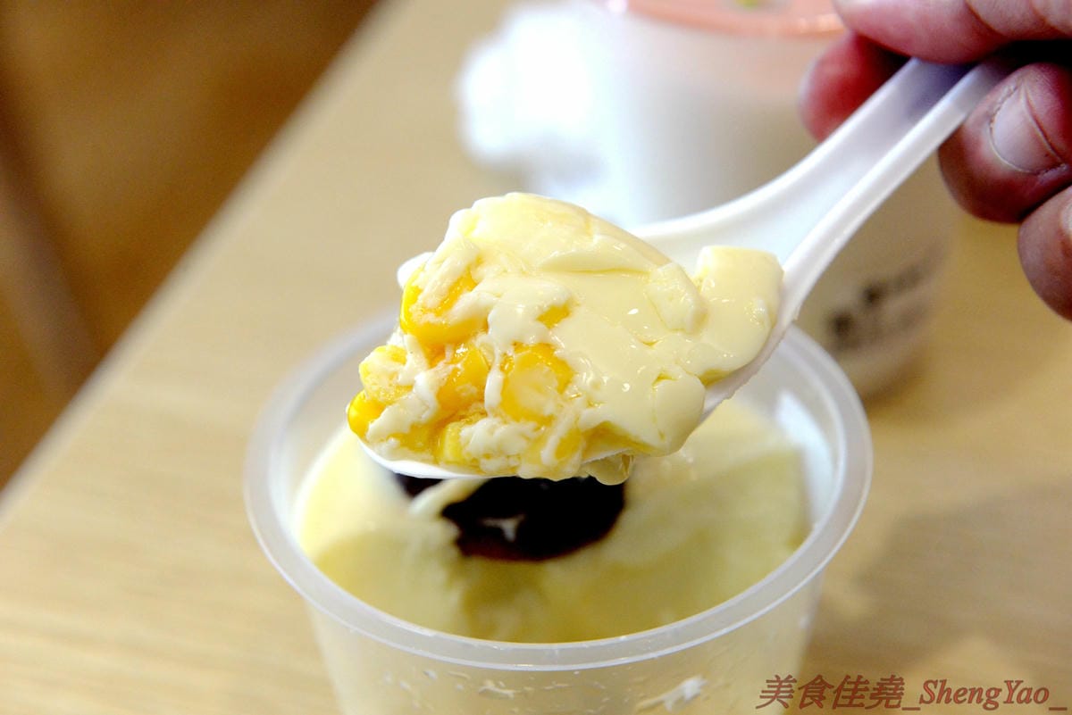 [台中西區]圓味壽司 台中精誠店 – 來自彰化的知名卷壽司專賣店,口味多達30種以上還有超奇妙的”下酒菜”口味,壽司皆為當天現做,保證新鮮衛生,價格平實不貴,10/5-10/6慶祝開幕店內卷壽司一律買三