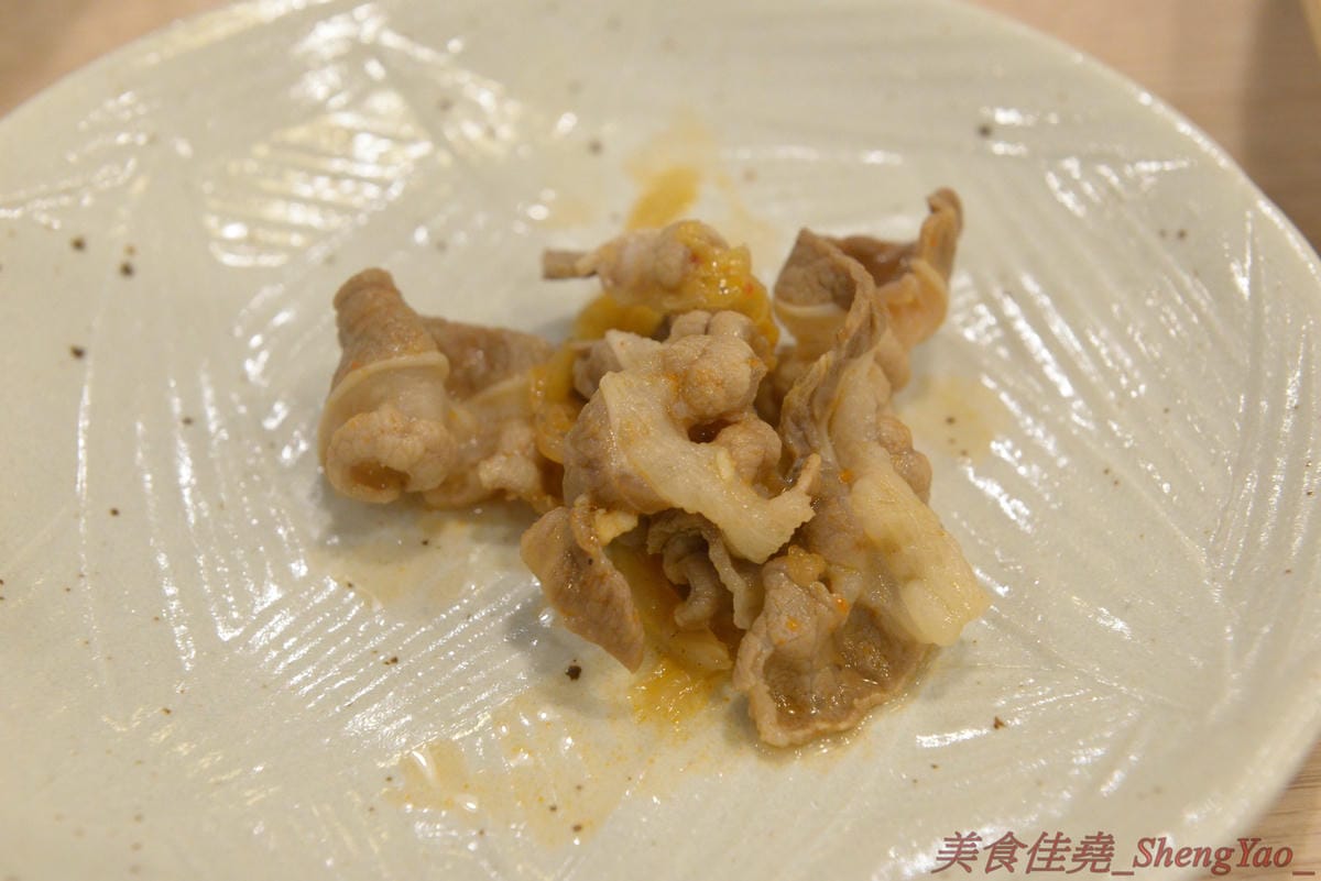 [台中南屯]想想鍋物 – 中南海集團新品牌鍋物餐廳,質感鍋物平價消費,菜盆有使用小農作物,肉品份量超充足,店內還有8種口味明治冰淇淋吃到飽,最便宜肉品鍋只要260元。10/16前店內吃鍋就送一張”