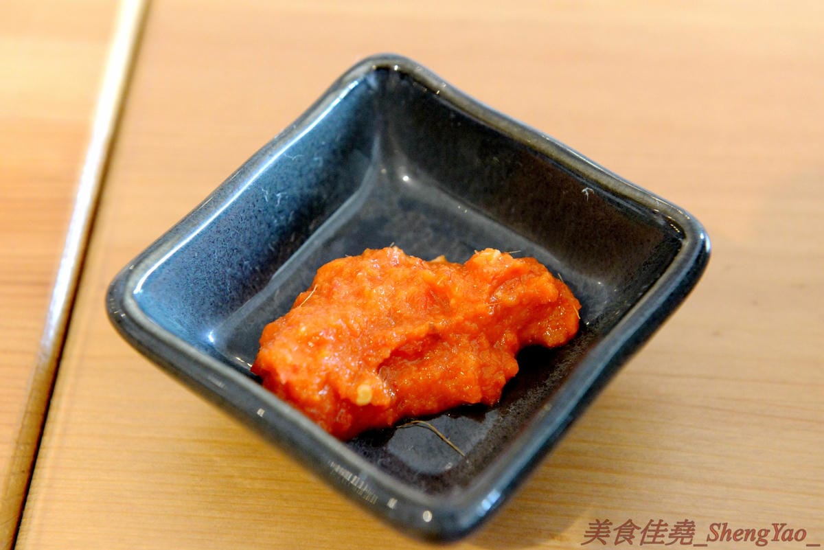 [台中西區]Robin’s新加坡美食 – 五星酒店主廚的平價新加坡料理餐廳,神似肯德基爺爺的老闆擔任過新加坡五星級酒店行政主廚,店內新加坡料理食材和口味道地有特色,價格平實,平均150元左右。(已