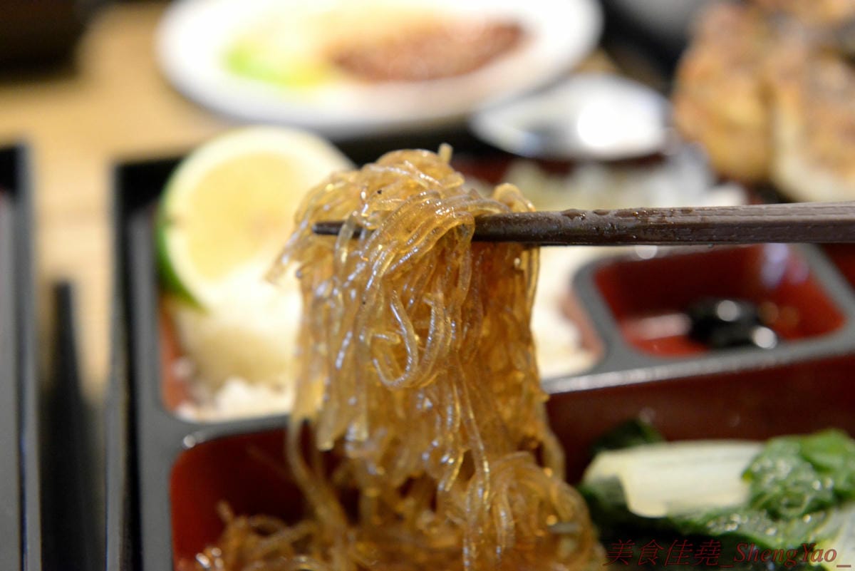 [台中北區]六二食事处 2018菜單 – 台中少數真日式風格精緻手作便當,近10種主菜可選,搭配上7-8樣日式手作精緻配菜,超級豐富,價格也很合理不貴,會議便當首選,店裡也有內用區可以內用。(已歇業)