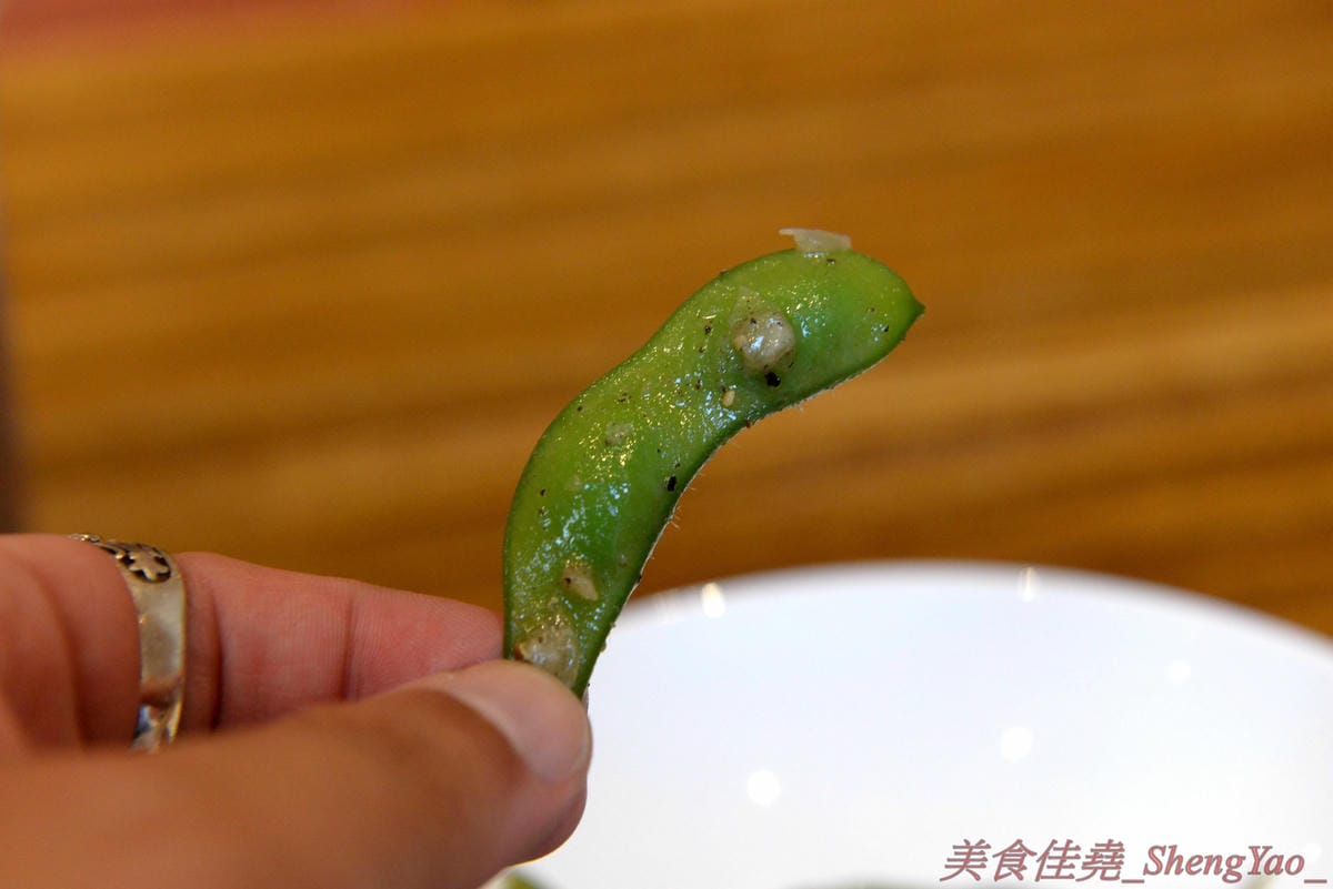 [台中南屯]貓門moment – 台中新IG打卡超美餐廳景點,以貓為主題的地中海風格建築,旁邊還有超大座的貓形狀拱門,店內也充滿濃濃地中海氣息,非常優美適合拍照,餐點有主食、茶食和飲品、霜淇淋,
