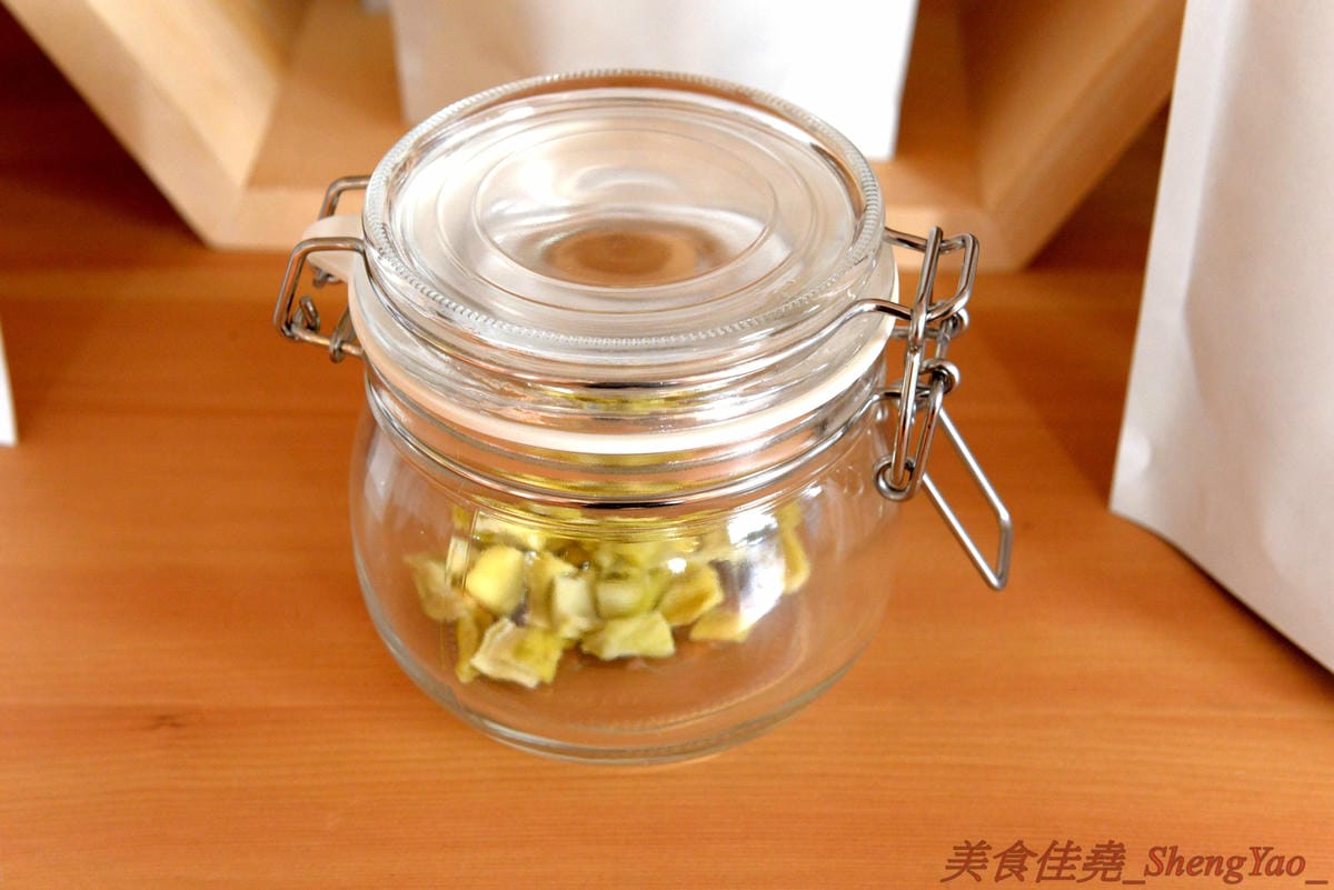 [台中南屯]貓門moment – 台中新IG打卡超美餐廳景點,以貓為主題的地中海風格建築,旁邊還有超大座的貓形狀拱門,店內也充滿濃濃地中海氣息,非常優美適合拍照,餐點有主食、茶食和飲品、霜淇淋,