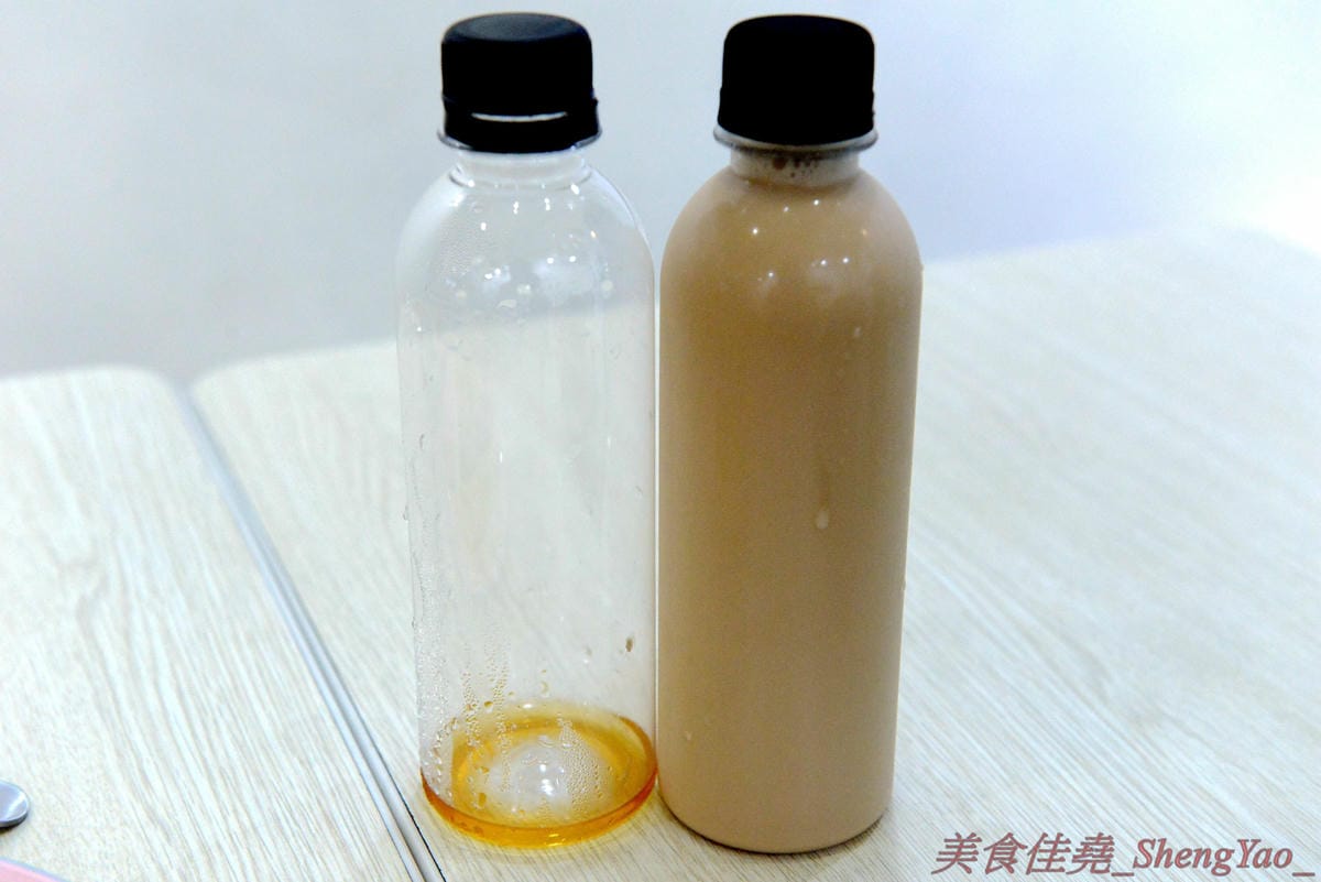 [基隆信義]肥蝸牛 – 基隆少見的早午餐日式食堂,型男主廚的用心料理,餐點很異國風相當豐富多樣化,價格平實大份量,大推店家自己包的日式煎餃,底部有雪花的喔,大大一顆內餡飽滿多汁,非常好吃