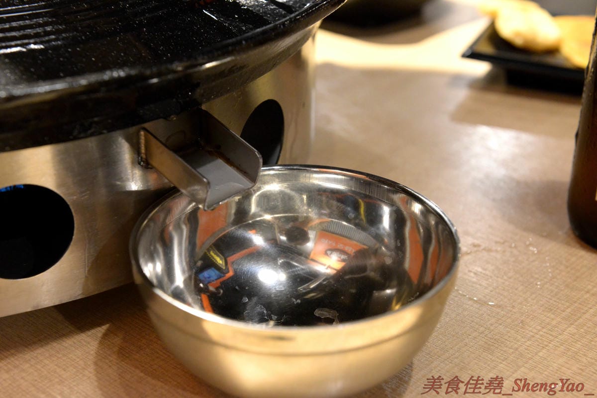 [台中沙鹿]豬對有韓式烤肉吃到飽 沙鹿店 – 來自台南的新品牌韓式烤肉吃到飽,台中首間分店,10種以上牛雞豬肉品、蔬菜和韓式小菜、熟食炸物、辣牛肉飯、韓式魚板湯、冷熱飲全部無限量供應,