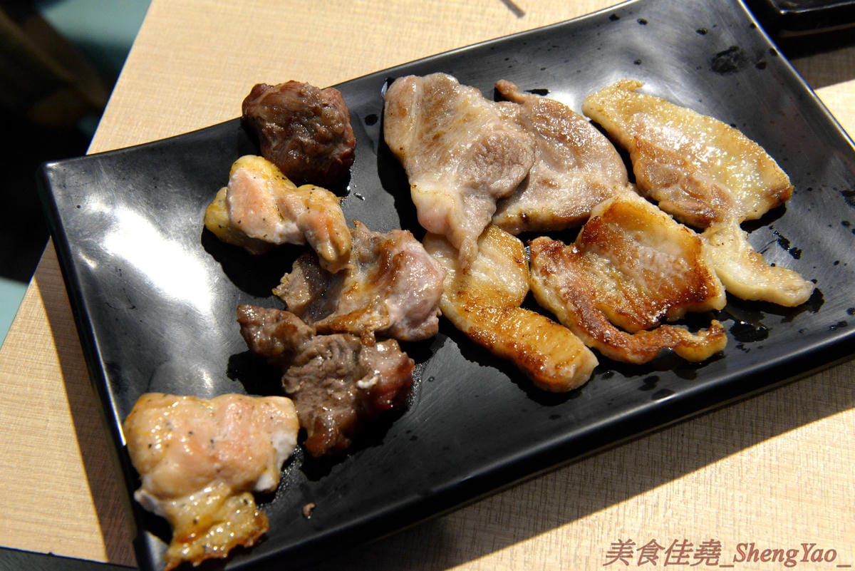 [台中沙鹿]豬對有韓式烤肉吃到飽 沙鹿店 – 來自台南的新品牌韓式烤肉吃到飽,台中首間分店,10種以上牛雞豬肉品、蔬菜和韓式小菜、熟食炸物、辣牛肉飯、韓式魚板湯、冷熱飲全部無限量供應,