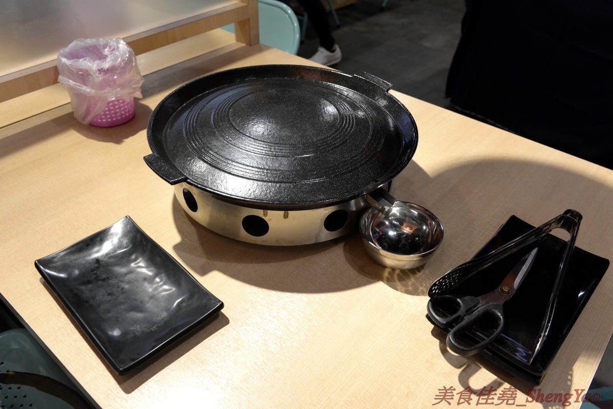 [台中沙鹿]豬對有韓式烤肉吃到飽 沙鹿店 – 來自台南的新品牌韓式烤肉吃到飽,台中首間分店,10種以上牛雞豬肉品、蔬菜和韓式小菜、熟食炸物、辣牛肉飯、韓式魚板湯、冷熱飲全部無限量供應,